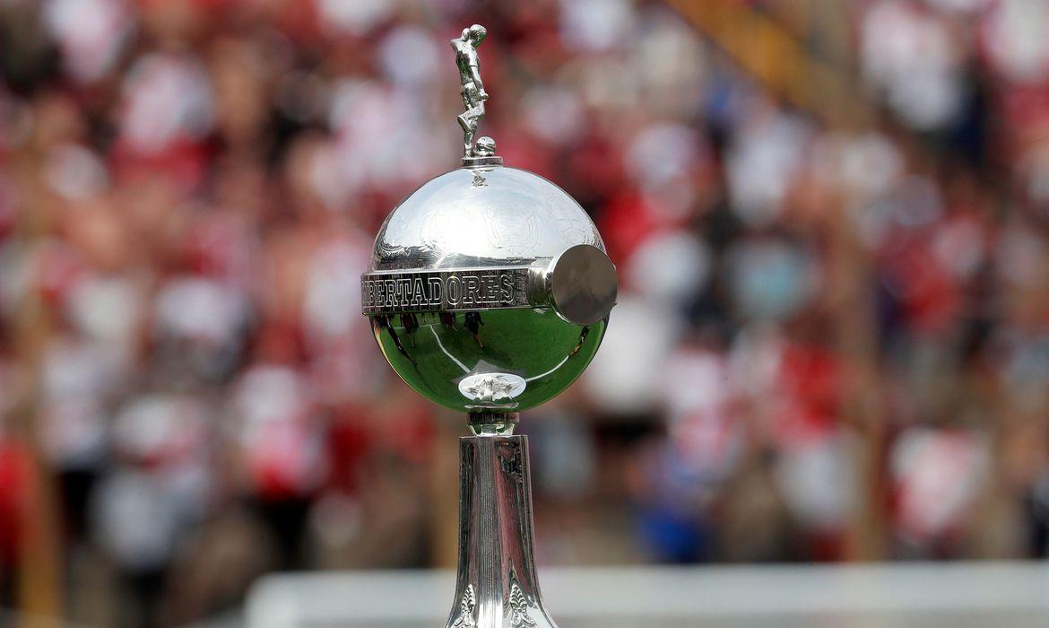 2019-11-23t201530z_2115098525_rc28hd9tpxd8_rtrmadp_3_soccer-libertadores-fla-riv-report