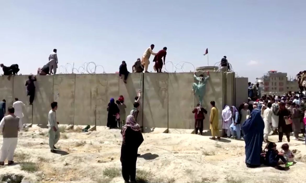 2021-08-16t145741z_2112283558_rc2e6p9kb2wv_rtrmadp_3_afghanistan-conflict