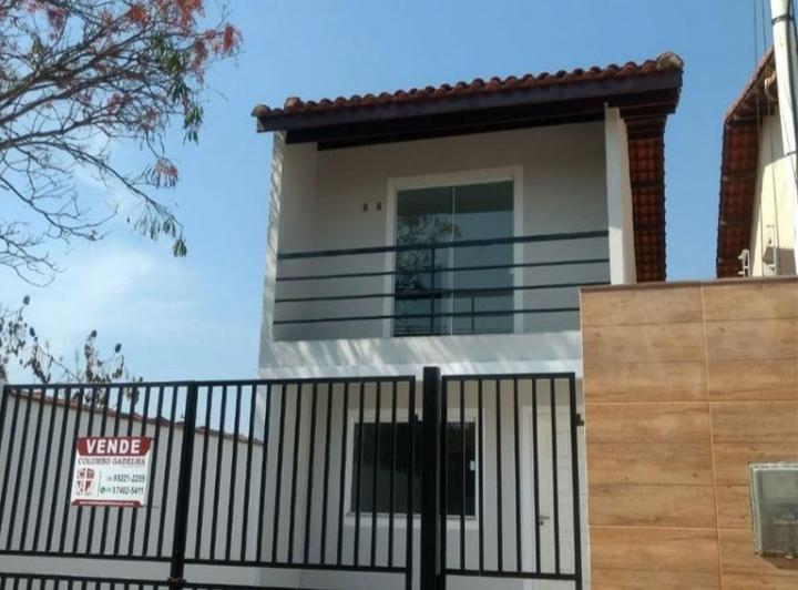 CASAS À VENDA