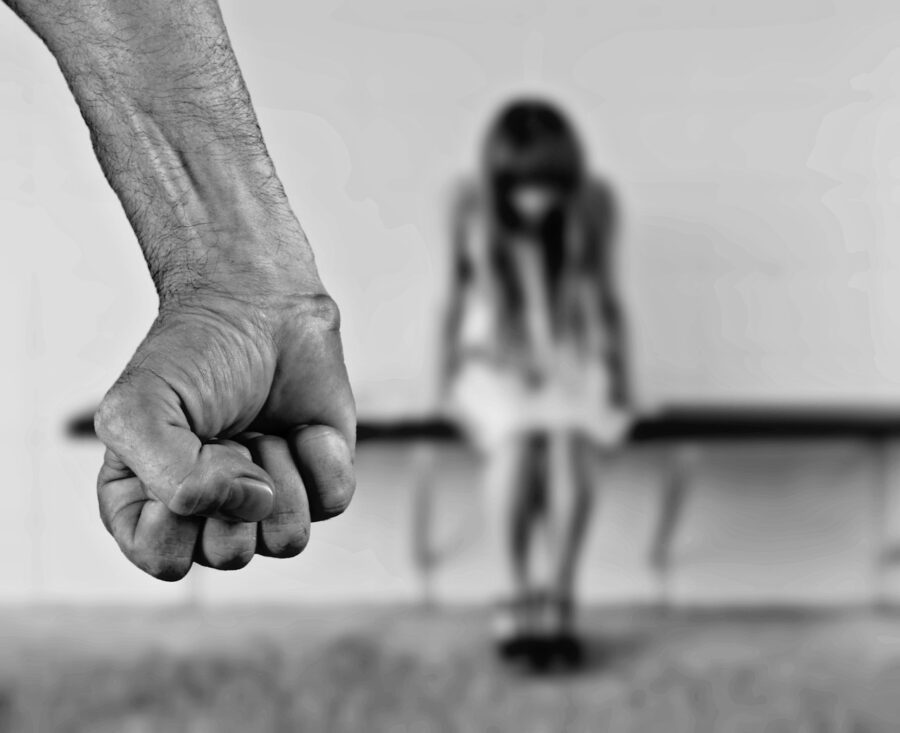 CRIANÇA VIOLÊNCIA