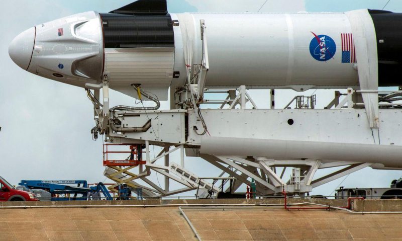 Astronautas da Nasa completam missão no espaço a bordo da SpaceX ...