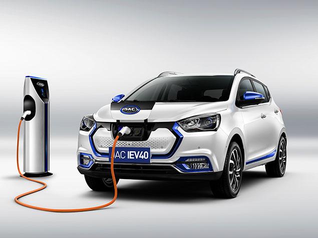 JAC iEV 40 (5)