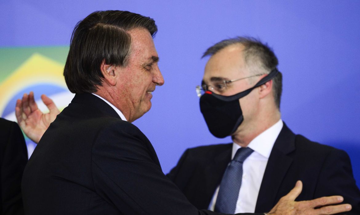 _jair_bolsonaro_solenidade_de_acao_de_gracas_mcamgo_16122000791 (1)