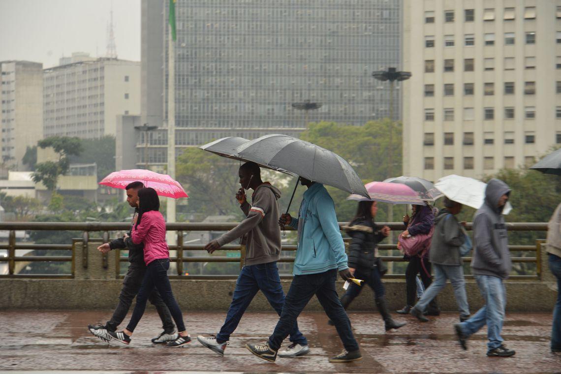 Chuva na região central de São Paulo.