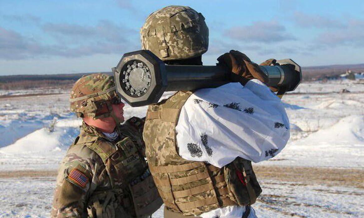 2022-02-02t150252z_1_lynxmpei110qt_rtroptp_3_ukraine-crisis