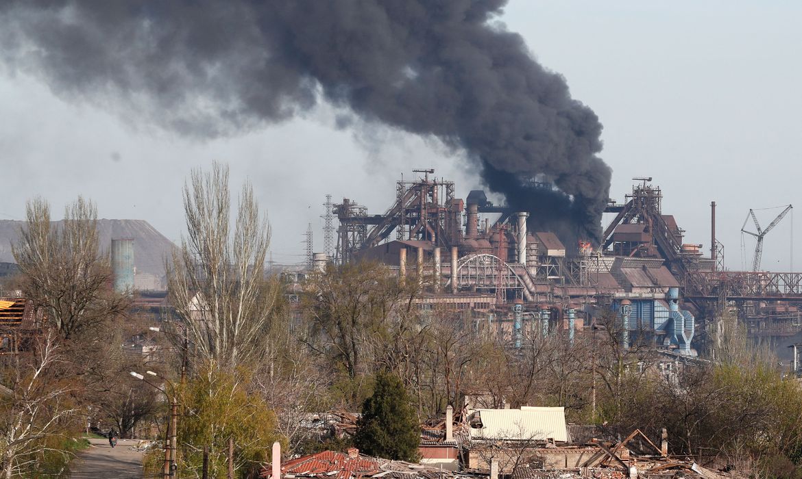 2022-04-25t194709z_1_lynxnpei3o0s7_rtroptp_4_ukraine-crisis-mariupol