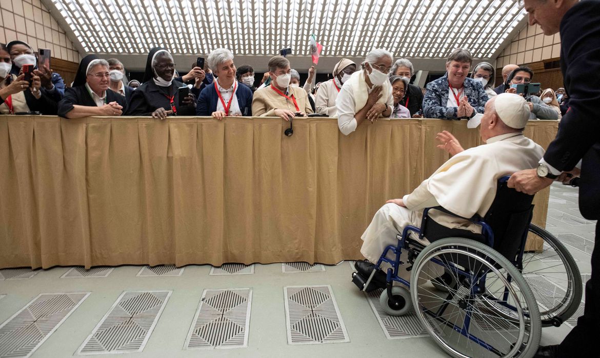2022-05-05t120205z_2106589033_rc2y0u96nqu5_rtrmadp_3_pope-superiors-general (1)