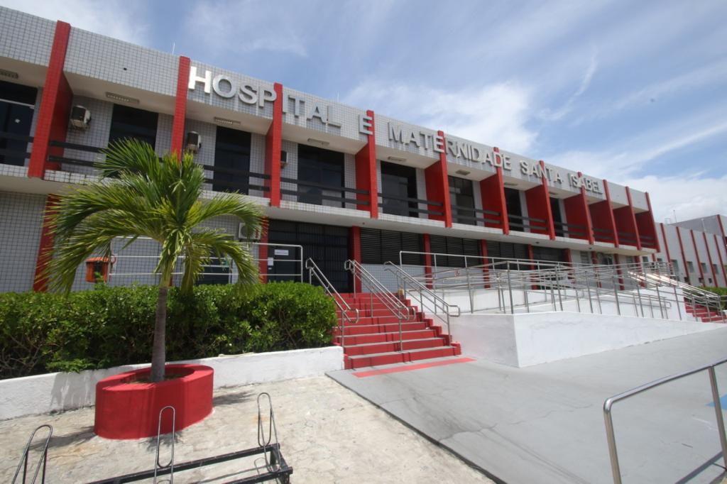 Santa Isabel alega dificuldade de fechar escala médica