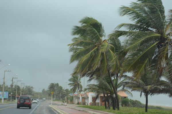 vento-forte-em-aracaju