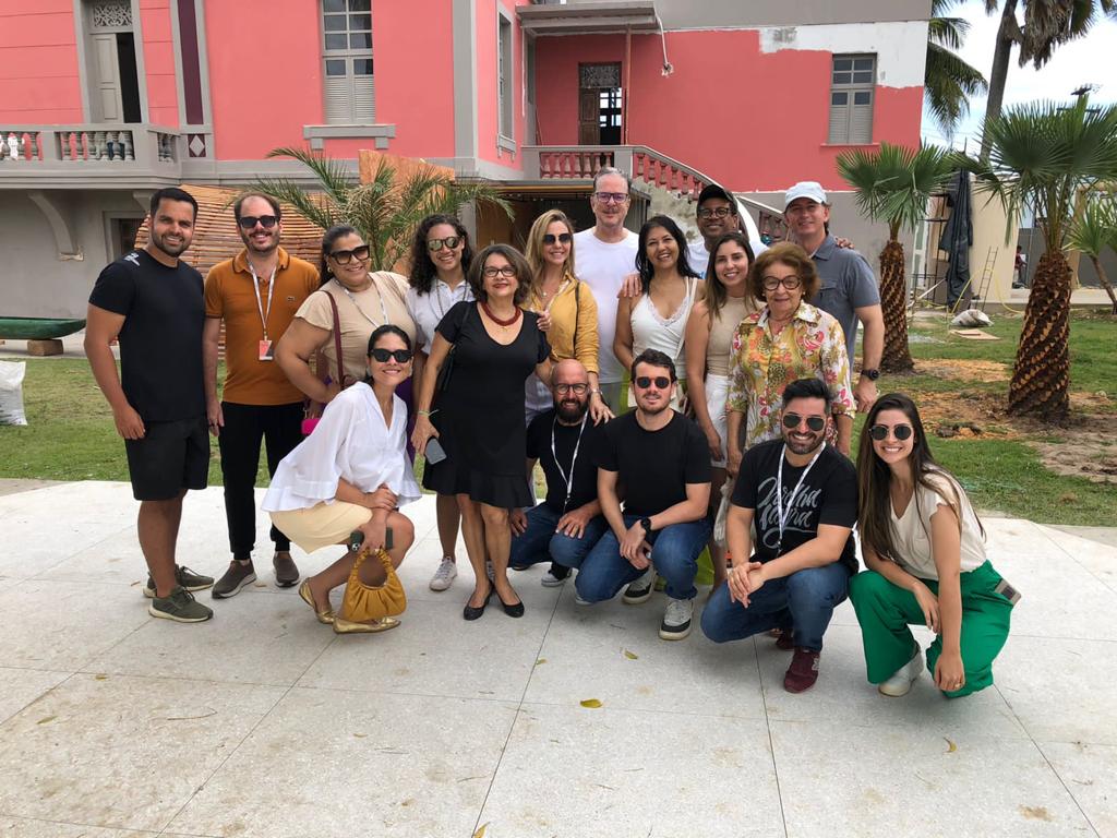 parte do elenco e organizadores