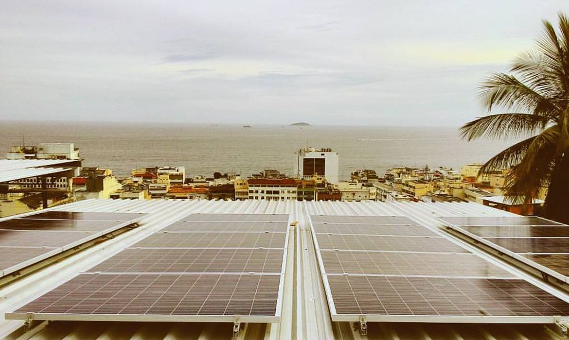 instalacao_babilonia_rio_hostel_0