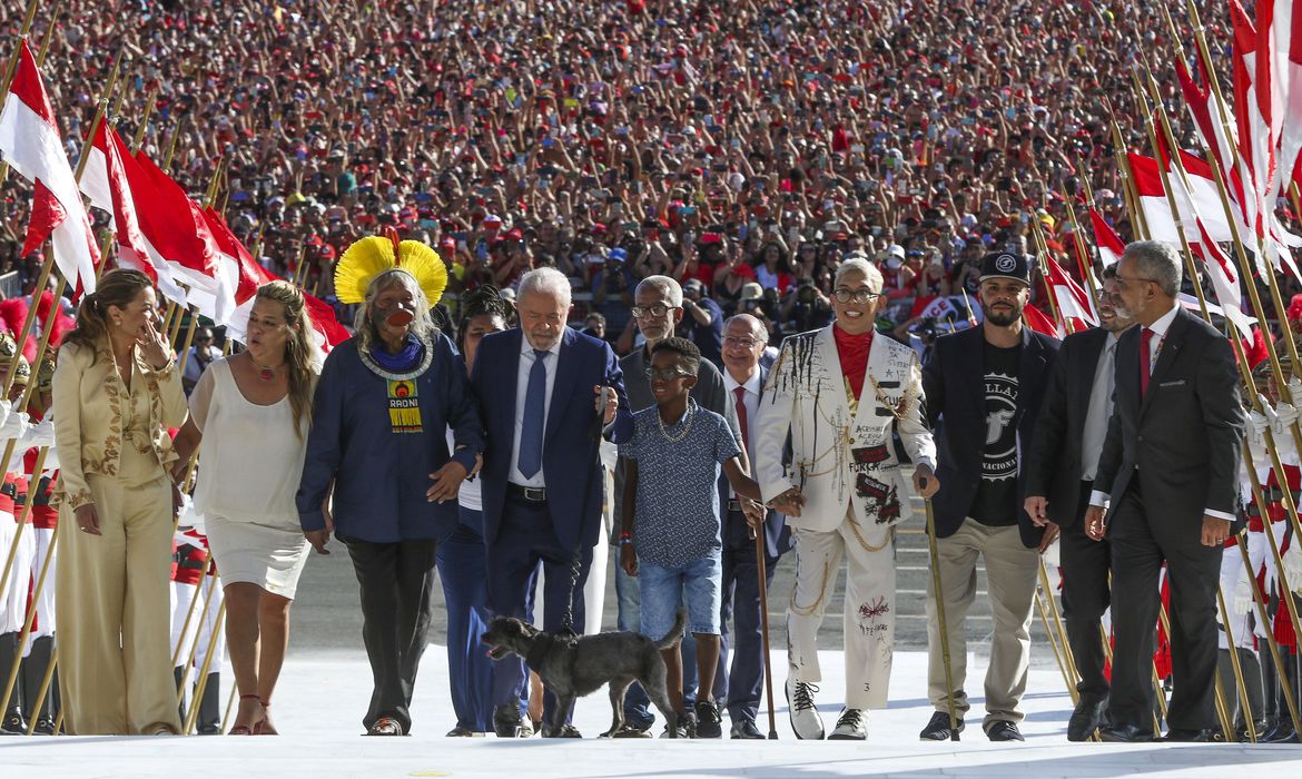 cerimonia_de_posse_luiz_inacio_lula_da_silva_tnrgo_abr_0101233241_0