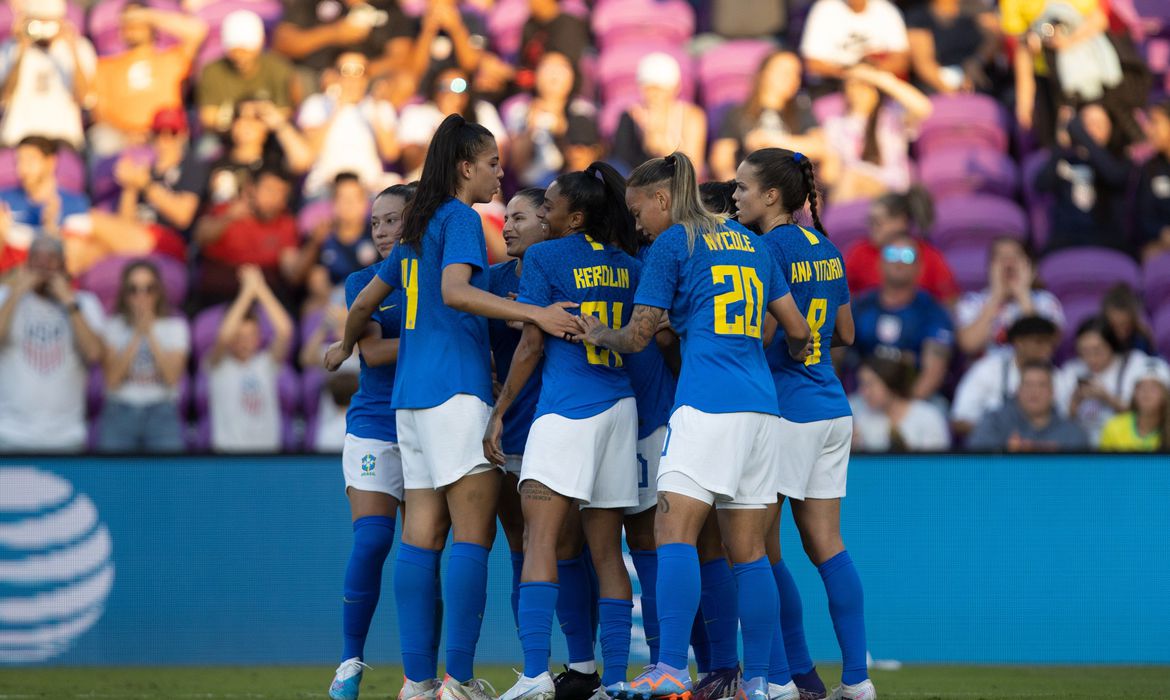 selecao_feminina_fut_grupo