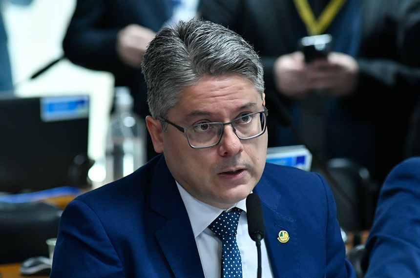 senador
