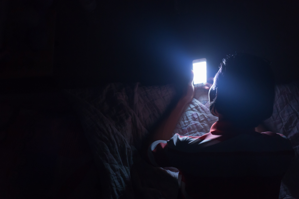 Especialista oferece orientações essenciais para preservar a visão em tempos digitais