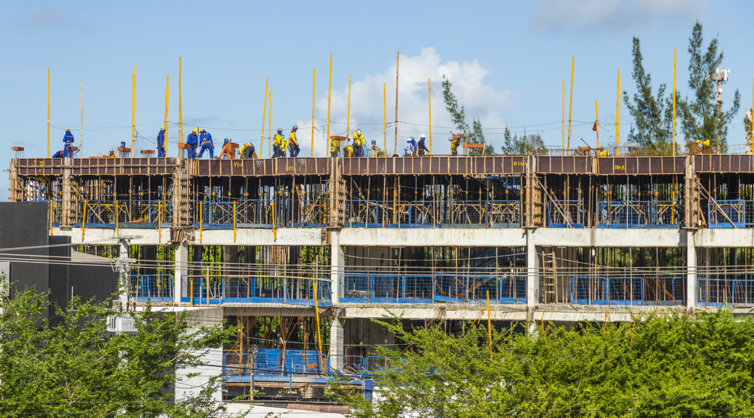 slide_cb7b6bcdf5d8c9f29b8b446f84a09538