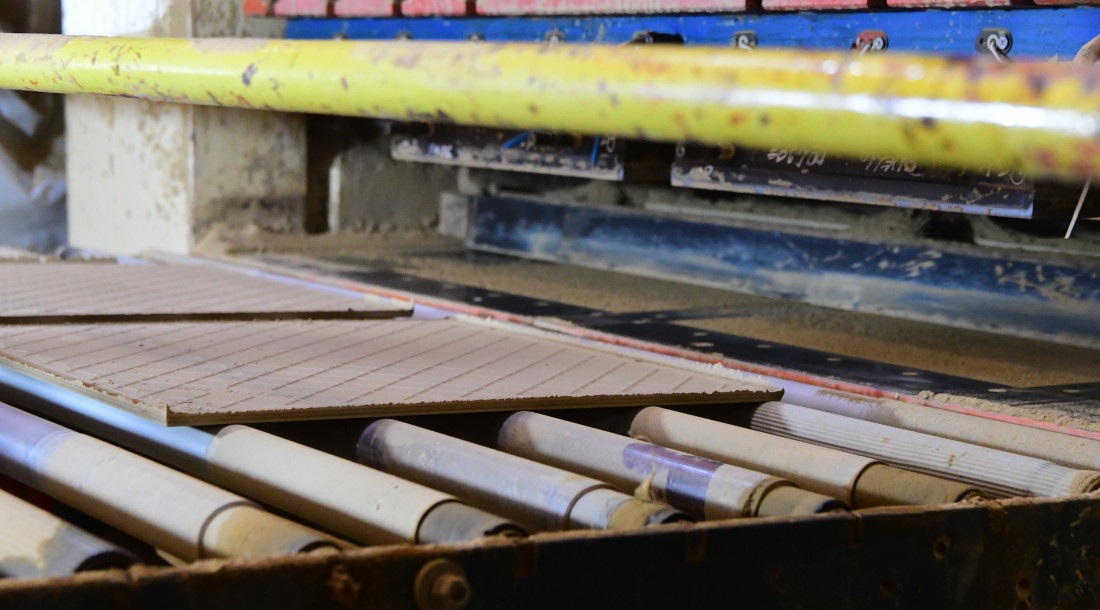 slide_6a085c997f8d484b840bfa83951eca4a