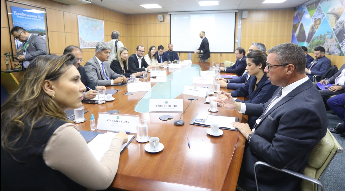 slide_c9f109ad0a2b2524fbf7269c43413cf6