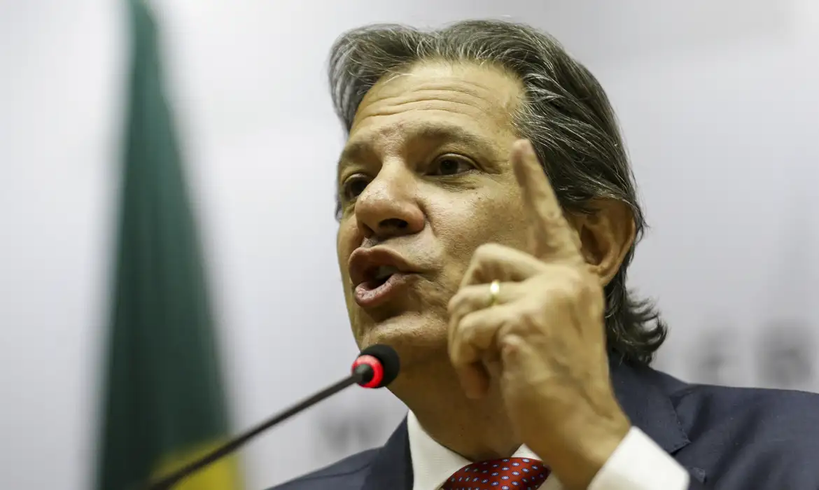 coletiva-haddad_mcamgo_abr_29122023-12