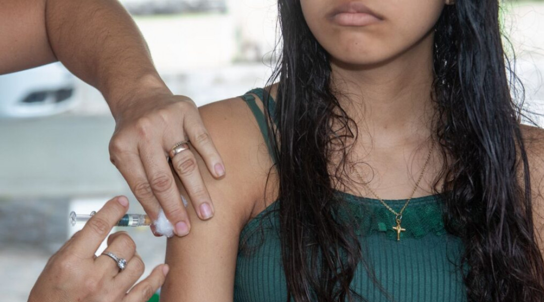 slide_6fd3962c20c849e1a4ccd33fcaee7c72