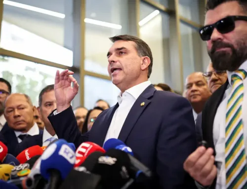 Flávio confirma encontro com Vorcaro após banqueiro ter sido preso